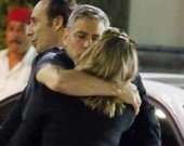 Джорджа Клуни застукали с блондинкой